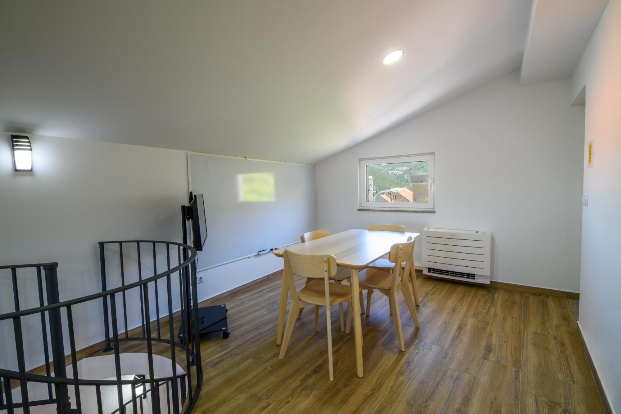 Casa Do Beco - Fabulous 3 Bedroom House With An Office, Seia, Serra Da Estrela Lapa dos Dinheiros Esterno foto